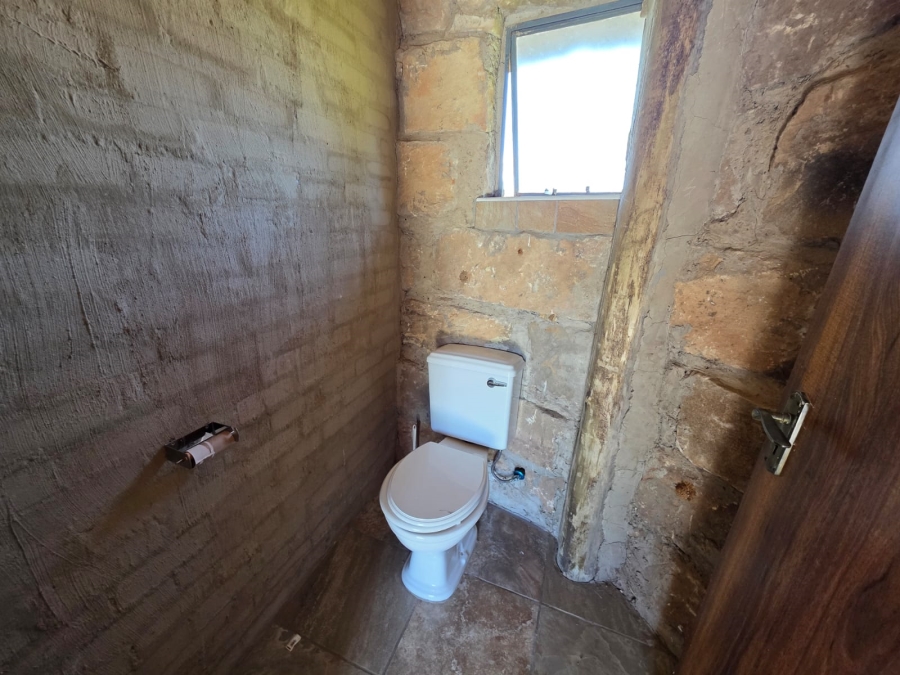 38 Bedroom Property for Sale in Paul Roux Free State